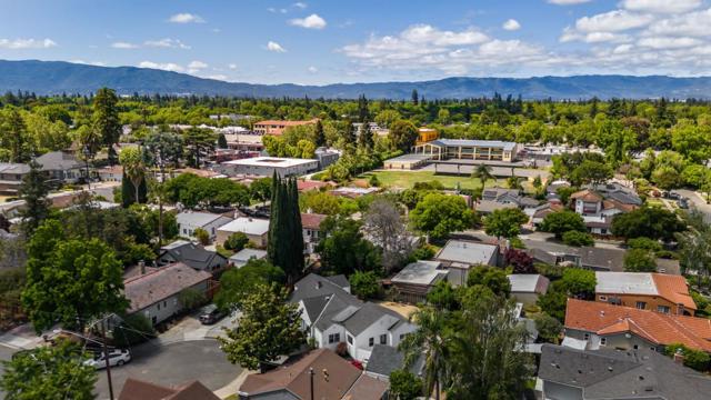 935 Chabrant Way, San Jose CA: https://media.crmls.org/mediaz/20226875-6c26-4c33-b2f7-e932904a4707.jpg