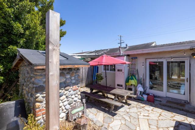 1325 Circle Avenue, Seaside CA: https://media.crmls.org/mediaz/202336fb-b0ea-489d-86df-87de092300de.jpg