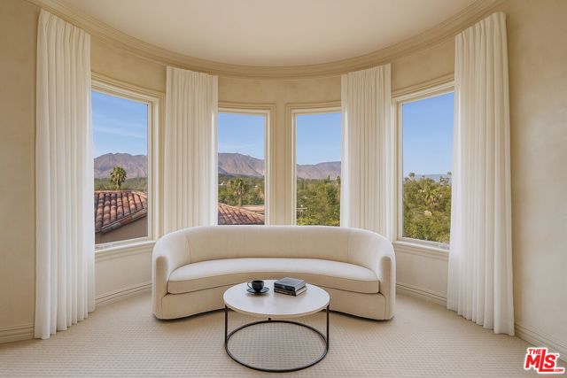 868 Braewood Court, South Pasadena CA: https://media.crmls.org/mediaz/2024d5d4-c04a-4fde-afcb-08c8b70cf706.jpg