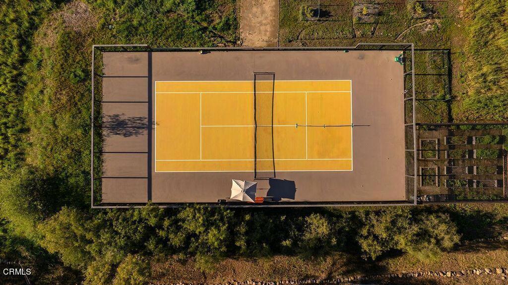 https://media.crmls.org/mediaz/2024da34-db33-49fc-a337-5ac59052a8a3.jpg?preset=X-Large