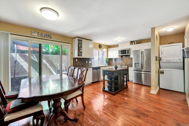 Detail Gallery Image 7 of 40 For 5362 Lake Murray Blvd, La Mesa,  CA 91942 - 2 Beds | 2/1 Baths