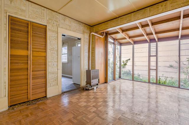 658 Lisbon Street, San Francisco CA: https://media.crmls.org/mediaz/2027113c-471d-4fa2-a98f-d2f80b106560.jpg