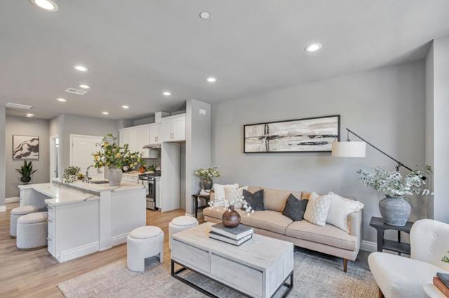 803 Maybeck Place, Hayward CA: https://media.crmls.org/mediaz/20281fae-9a99-4a95-bebd-7d96f40ec1d7.jpg