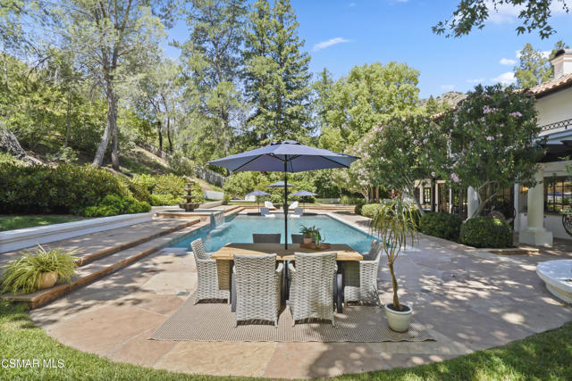29270 Wagon Road, Agoura Hills CA: https://media.crmls.org/mediaz/20283812-5574-42aa-b314-815c3208b2a5.jpg