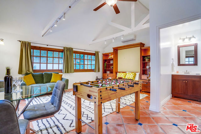 1607 N Vista Street, Los Angeles CA: https://media.crmls.org/mediaz/20289bfb-0dfc-4f79-86f0-bb6f3ec6b085.jpg
