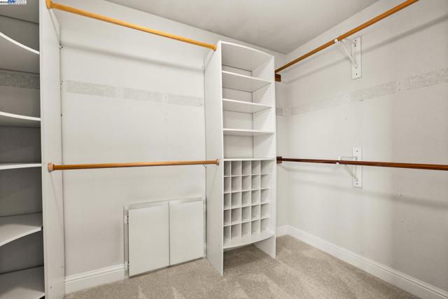 3746 La Costa Ave, Castro Valley CA: https://media.crmls.org/mediaz/20293909-503b-4ba6-9ab6-e4041071c73e.jpg
