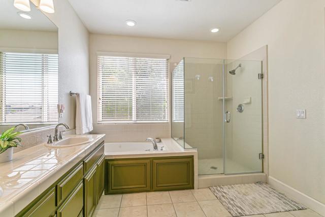 18345 Serra Avenida, Morgan Hill CA: https://media.crmls.org/mediaz/202b0204-63f7-4eba-a21c-9c4af3546397.jpg