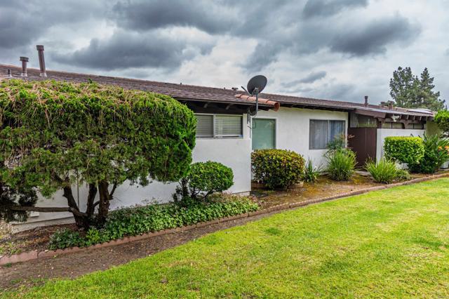 Detail Gallery Image 33 of 35 For 16577 Caminito Vecinos, San Diego,  CA 92128 - 2 Beds | 2 Baths