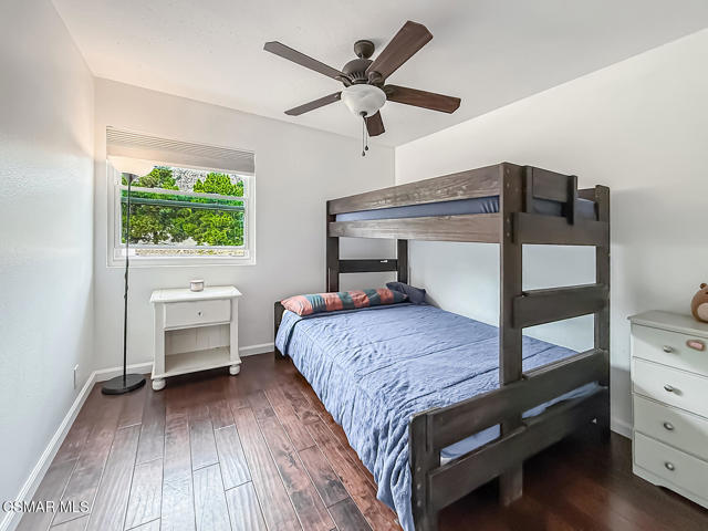 3307 Rainbow Creek Circle, Thousand Oaks CA: https://media.crmls.org/mediaz/202bd18b-b174-4f94-ba9e-ff185457ae55.jpg