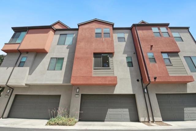 132 Keeper, Irvine CA: https://media.crmls.org/mediaz/202c1ba7-addb-4ecf-a998-1dee76566c27.jpg