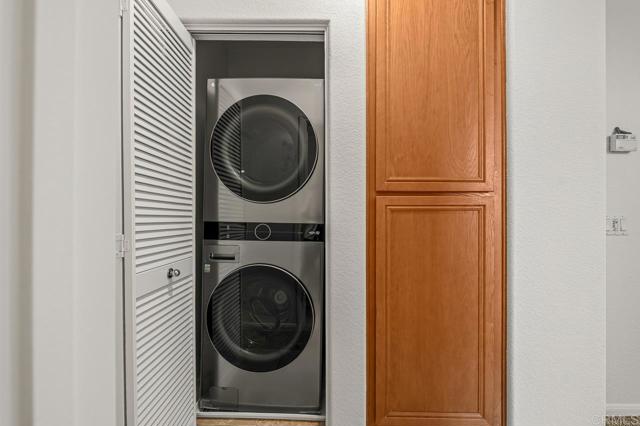 Detail Gallery Image 20 of 28 For 2842 Farragut Rd #130,  Point Loma,  CA 92106 - 2 Beds | 2/1 Baths