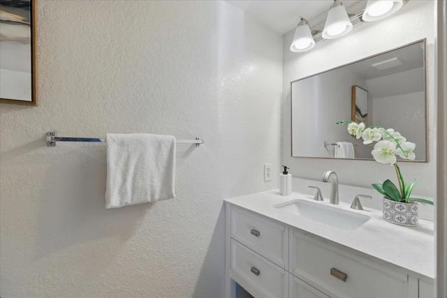 34791 Dorado, Fremont CA: https://media.crmls.org/mediaz/202d5a33-7514-41be-96f7-e7a8f2db8198.jpg