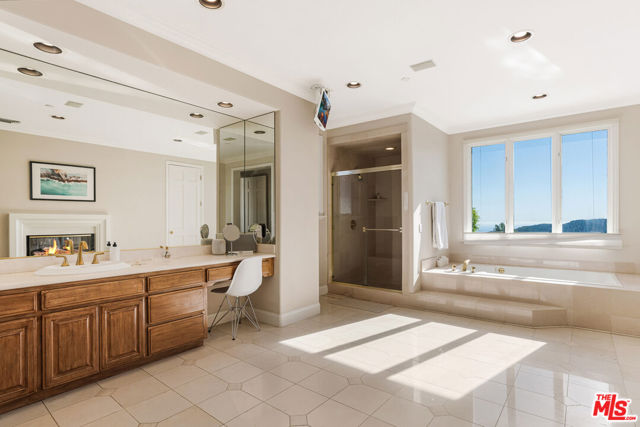 Drew Fenton | 16742 Via Pacifica Pacific Palisades CA | MLS: 7348440