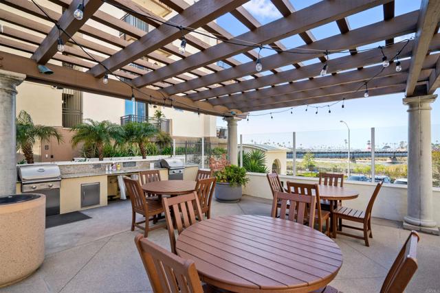 Detail Gallery Image 33 of 37 For 1019 Costa Pacifica Way #1206,  Oceanside,  CA 92054 - 3 Beds | 2 Baths