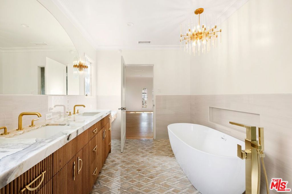 MLS #25499853 image #23