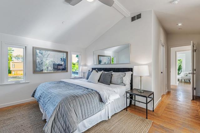 3704 Fair Oaks Avenue, Menlo Park CA: https://media.crmls.org/mediaz/202ebde5-f392-4296-80b7-bf2977a3c1a6.jpg