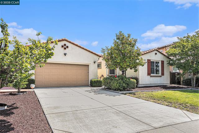 4637 Appleglen St, Antioch CA: https://media.crmls.org/mediaz/202f1635-e761-431e-bc84-1b53388f14af.jpg