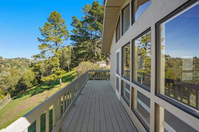 79 Muth Drive, Orinda CA: https://media.crmls.org/mediaz/202f1b57-4daf-45c2-a4cd-78424780848c.jpg