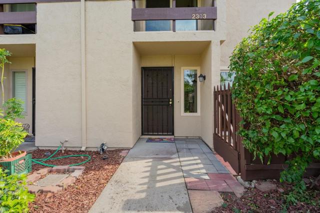 2303 Meadowmont Drive, San Jose CA: https://media.crmls.org/mediaz/20317884-3e72-497e-850d-4bba382fe214.jpg