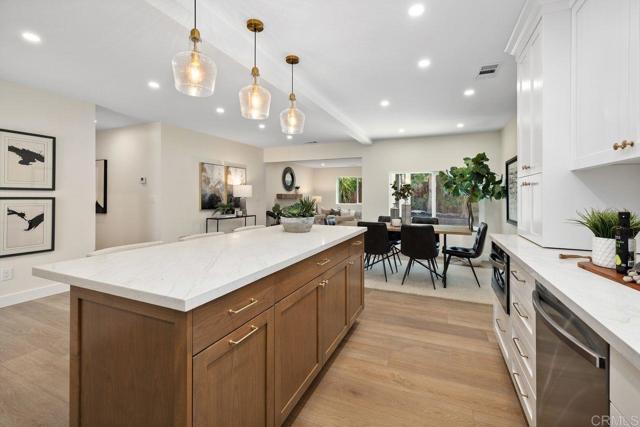 Detail Gallery Image 7 of 39 For 5461 Waring Rd, San Diego,  CA 92120 - 3 Beds | 2 Baths