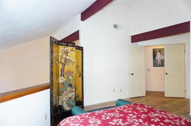 4733 Lago Vista Circle, San Jose CA: https://media.crmls.org/mediaz/20326f3e-02c5-40e4-99f0-361f846ec95f.jpg
