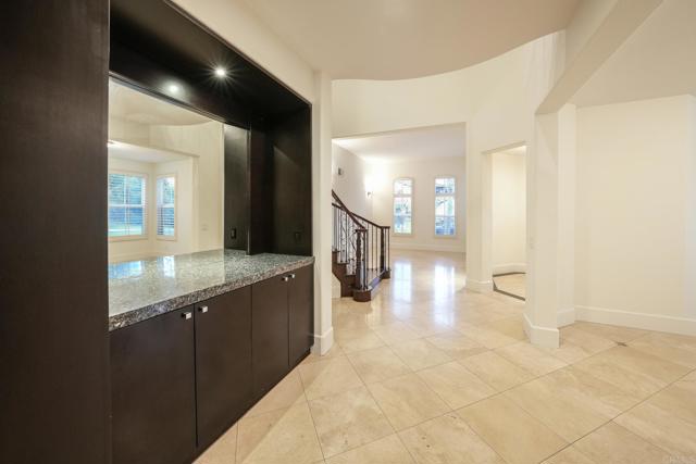 Detail Gallery Image 22 of 61 For 821 Shadow Ridge Pl, Chula Vista,  CA 91914 - 5 Beds | 4/1 Baths