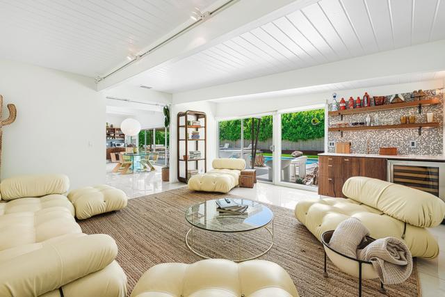 2639 E Livmor Avenue, Palm Springs, CA 92262