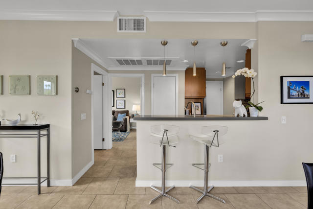1028 E Palm Canyon Drive #207, Palm Springs, CA 92264