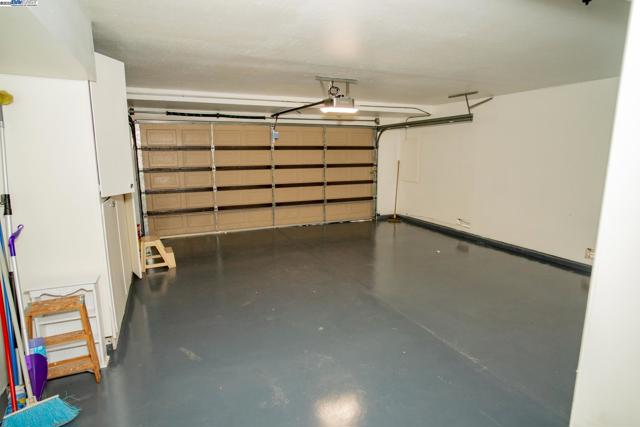 4732 Mira Vista Drive, Castro Valley CA: https://media.crmls.org/mediaz/2038483e-7c44-4d64-b639-b52da4031f88.jpg