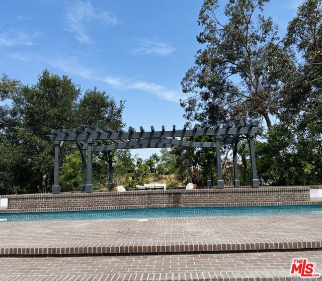 23473 Palm Drive, Calabasas CA: https://media.crmls.org/mediaz/2038b2fe-7be2-4e54-8f22-6bc4ff61cdad.jpg