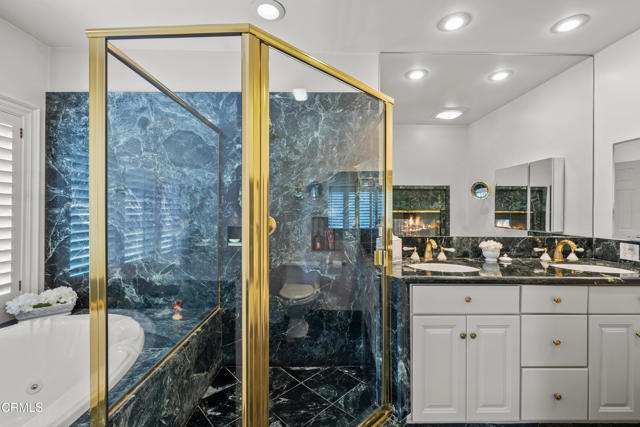 Detail Gallery Image 35 of 63 For 4240 Reyes Dr, Los Angeles,  CA 91356 - 4 Beds | 4/1 Baths