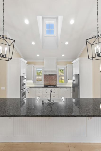 16631 Valle Verde Rd, Poway CA: https://media.crmls.org/mediaz/2039ce17-384d-4bdd-abe2-0a8f7b2c1f06.jpg