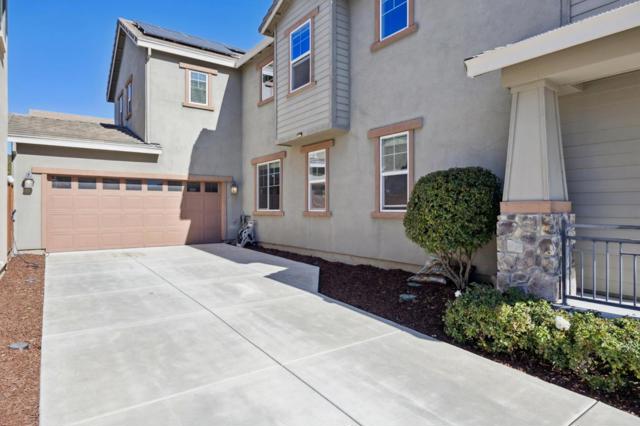2521 Apricot Way, Gilroy CA: https://media.crmls.org/mediaz/203a792e-c612-404c-8493-b9993223576a.jpg