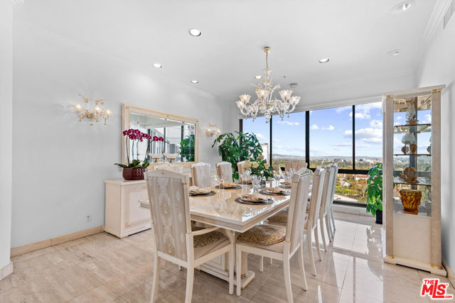 10490 Wilshire Boulevard, Los Angeles CA: https://media.crmls.org/mediaz/203b2606-4a9a-42c2-9544-fc4aa3ac3e3e.jpg