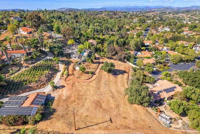 2873 Verda Avenue, Escondido CA: https://media.crmls.org/mediaz/203b5dec-2884-458b-9edf-b6ce580629a7.jpg