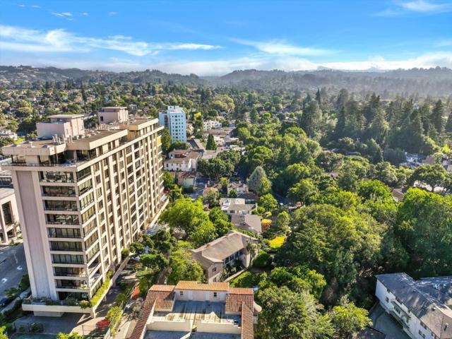 40 W 3rd Avenue, San Mateo CA: https://media.crmls.org/mediaz/203c25c9-2090-4da8-81e4-d464876317b5.jpg