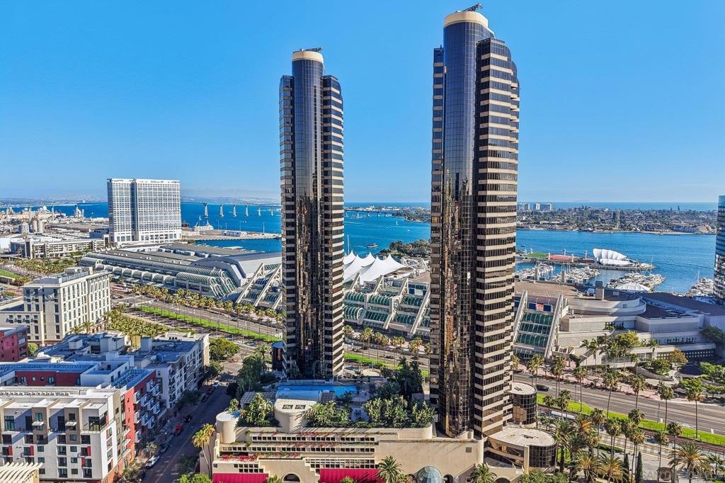 200 Harbor Dr #3201