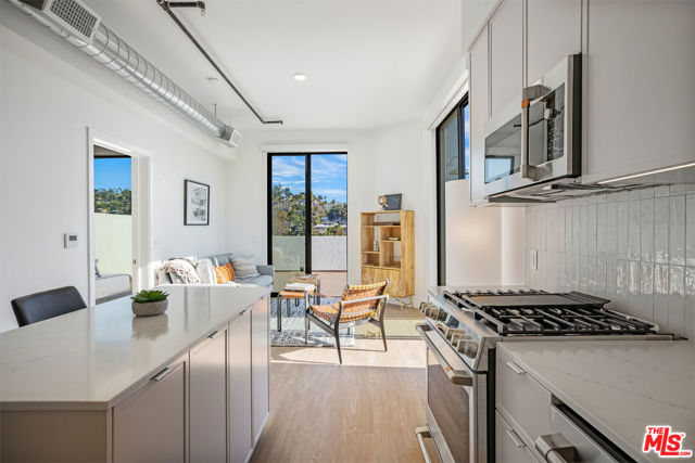 1221 N Myra Ave #Penthouse 602, Los Angeles, CA 90029