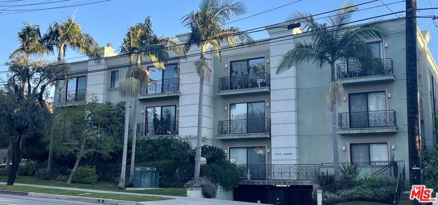 16000 West SUNSET Boulevard, 103 photo 6