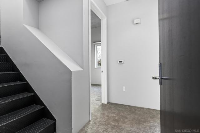 1025 Island Ave, San Diego CA: https://media.crmls.org/mediaz/203dbf16-b982-43c1-bb45-9e90ef62bdcd.jpg