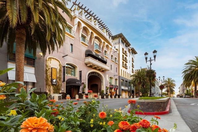 333 Santana Row, San Jose CA: https://media.crmls.org/mediaz/203dd265-a153-45c4-af36-b81c60c099fd.jpg