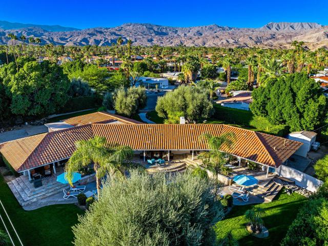 73484 Goldflower Street, Palm Desert CA: https://media.crmls.org/mediaz/203e19f4-21fa-4198-bc2b-03594c204e09.jpg