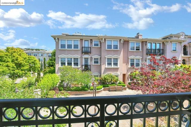 1118 Waltz Ct, Vallejo, California 94591, 2 Bedrooms Bedrooms, ,2 BathroomsBathrooms,Condominium,For Sale,Waltz Ct,41060837