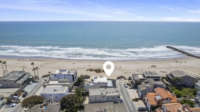 1218 Cornwall Lane, Ventura CA: https://media.crmls.org/mediaz/203ebde3-207b-460f-8e61-f9b7983dcee8.jpg