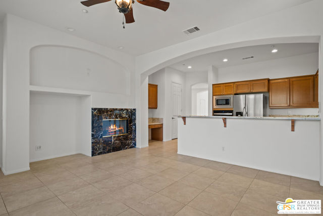 Image 15 of 34 For 64 Vista Mirage Way