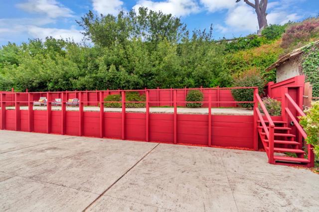 803 Thornhill Drive, Daly City CA: https://media.crmls.org/mediaz/2040ec4a-7473-4b00-88c5-e925957a4ce7.jpg