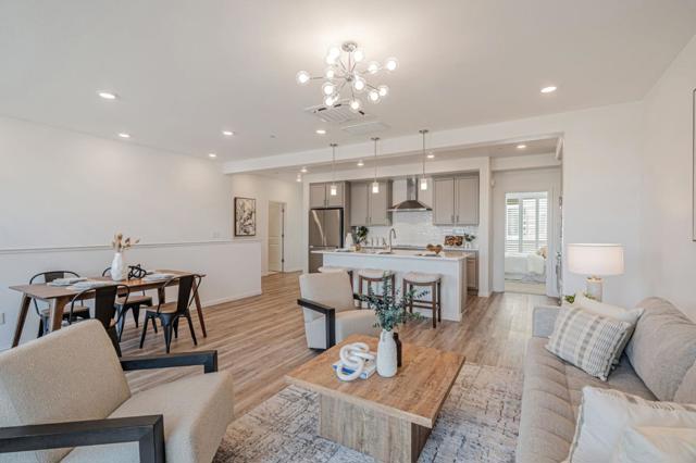 2044 Worthington Circle, Santa Clara CA: https://media.crmls.org/mediaz/204110b8-c91c-4eed-a26f-b315e0b8bd57.jpg