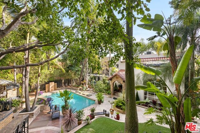 2276 La Granada Drive, Los Angeles CA: https://media.crmls.org/mediaz/2041ecd2-e2ba-4241-b90f-1f8e080879f3.jpg