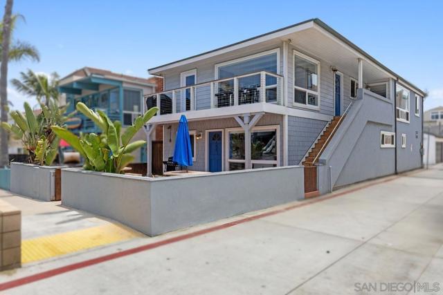 707 Ensenada Ct, San Diego CA: https://media.crmls.org/mediaz/2042d9c5-dff7-4f9d-ae35-9027693a5b18.jpg