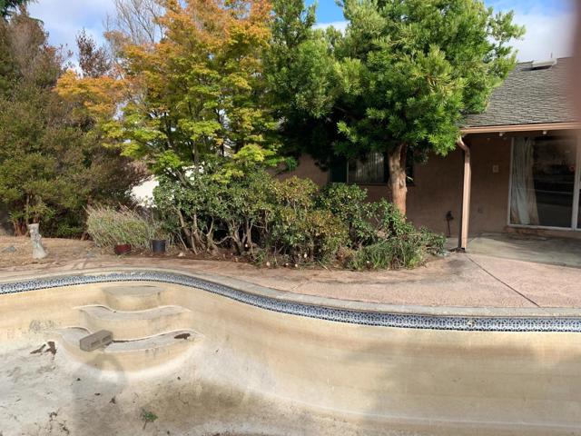2847 Ralston Way, Hayward CA: https://media.crmls.org/mediaz/20449c7c-aed5-4a33-bd2b-cd5b3eaf1fb0.jpg